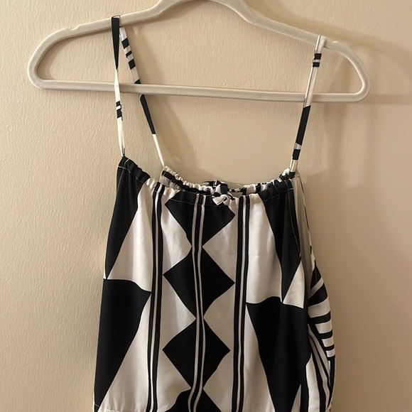 Adjustable, high low flowy dress - Picture 3 of 6